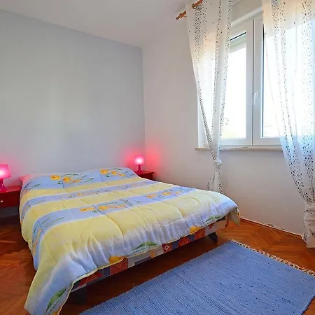 Apartmán With Wifi - 13436 Umag