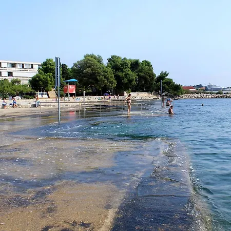 With Wifi - 13436 Umag